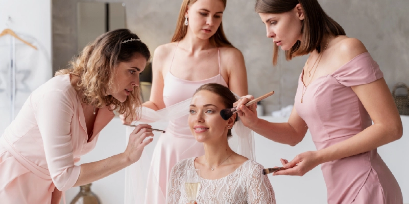 Exposantes coiffeurs, maquilleurs pour la ise en beauté pour mariage